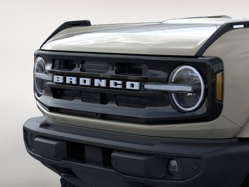 New 2026 Ford Bronco Outer Banks AWD/4WD image 19