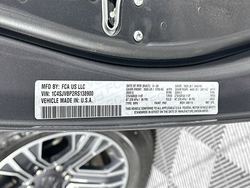 Used 2024 Jeep Wagoneer Series II w/ Flexible Seating Group image 36