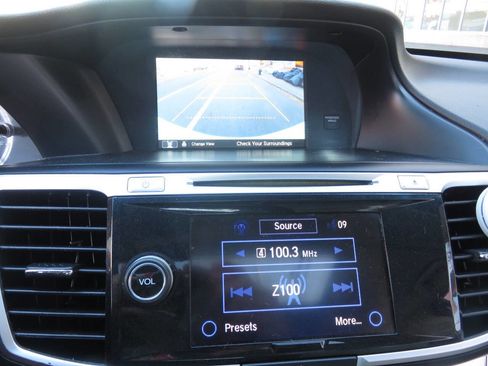 Used 2013 Honda Accord EX-L image 19