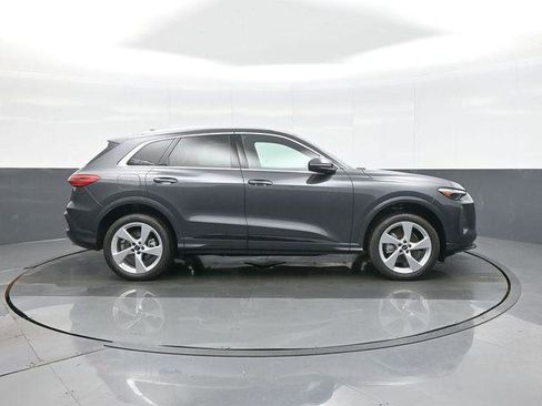 New 2025 Audi Q5 Premium Plus image 8