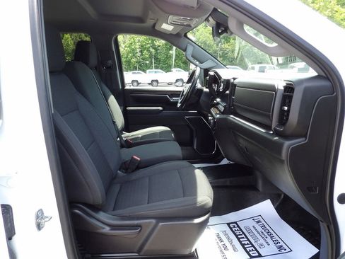 Used 2024 Chevrolet Silverado 3500 LT w/ Convenience Package AWD/4WD image 42