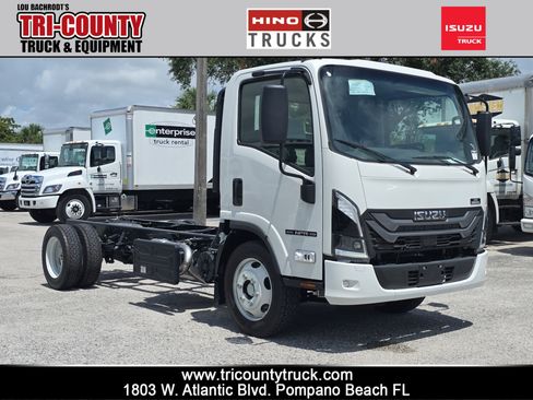 New 2026 Isuzu NPR RWD image 1