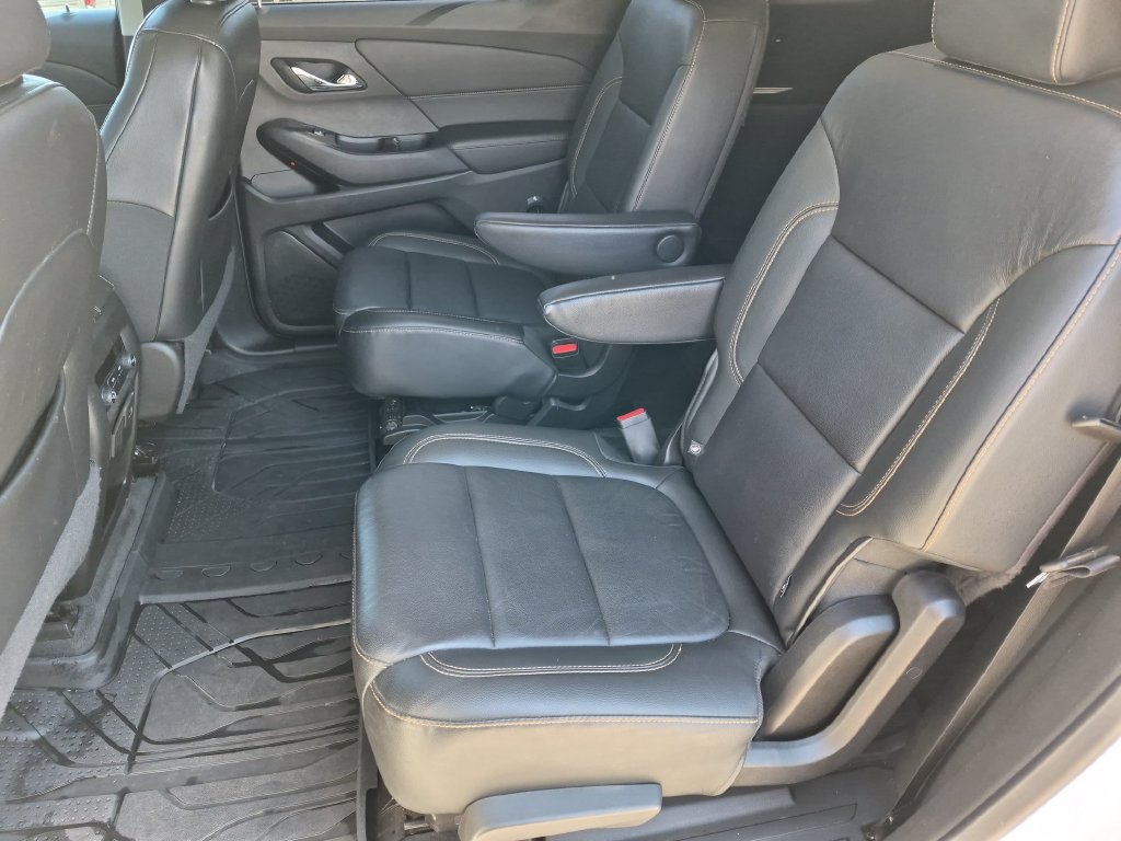 Used 2019 Chevrolet Traverse RS w/ LPO, Floor Liner Package AWD/4WD image 18