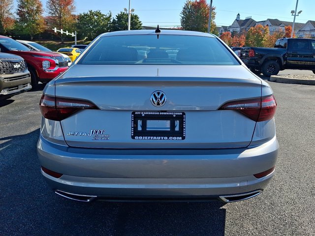 Used 2020 Volkswagen Jetta R-Line w/ R-Line Cold Weather Package FWD image 7