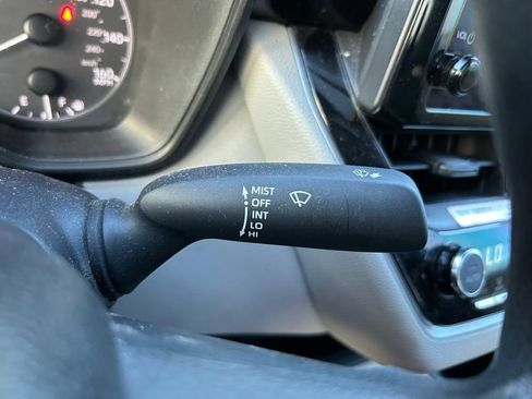 Used 2023 Toyota Corolla LE FWD image 21