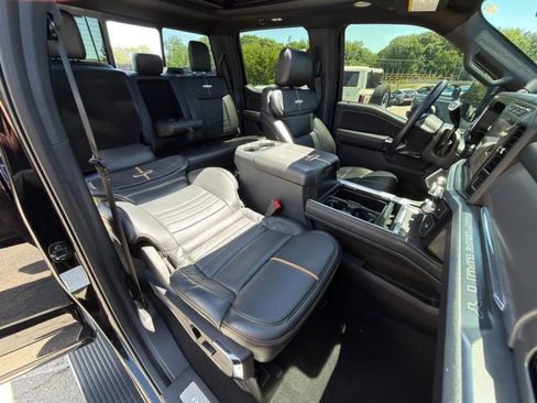 Used 2024 Ford F450 Platinum w/ FX4 Off-Road Package AWD/4WD image 12