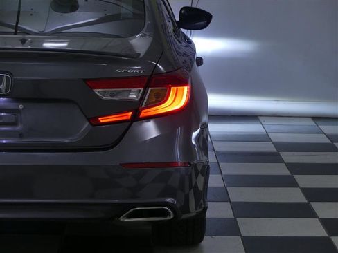 Used 2020 Honda Accord Sport image 28