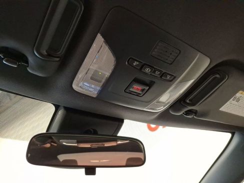 Used 2020 Toyota Corolla SE image 26