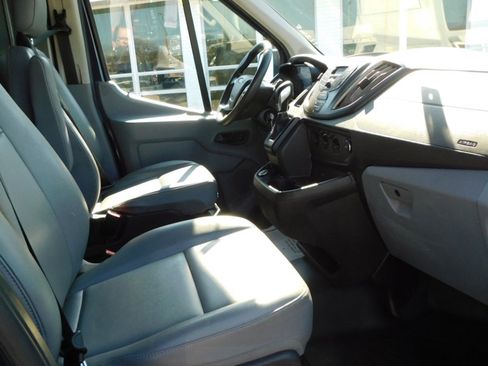 Used 2019 Ford Transit 250 148 Medium Roof image 22
