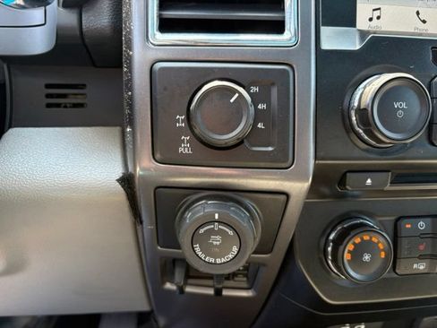 Used 2016 Ford F150 XLT w/ Equipment Group 302A Luxury AWD/4WD image 24