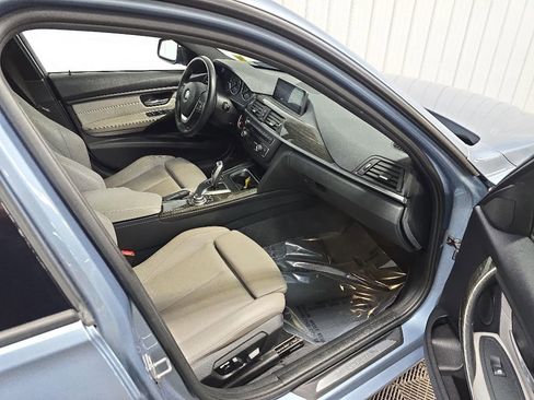 Used 2013 BMW 335i xDrive Sedan AWD/4WD image 15