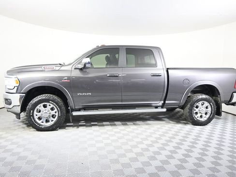 Used 2020 RAM 2500 Laramie AWD/4WD image 2