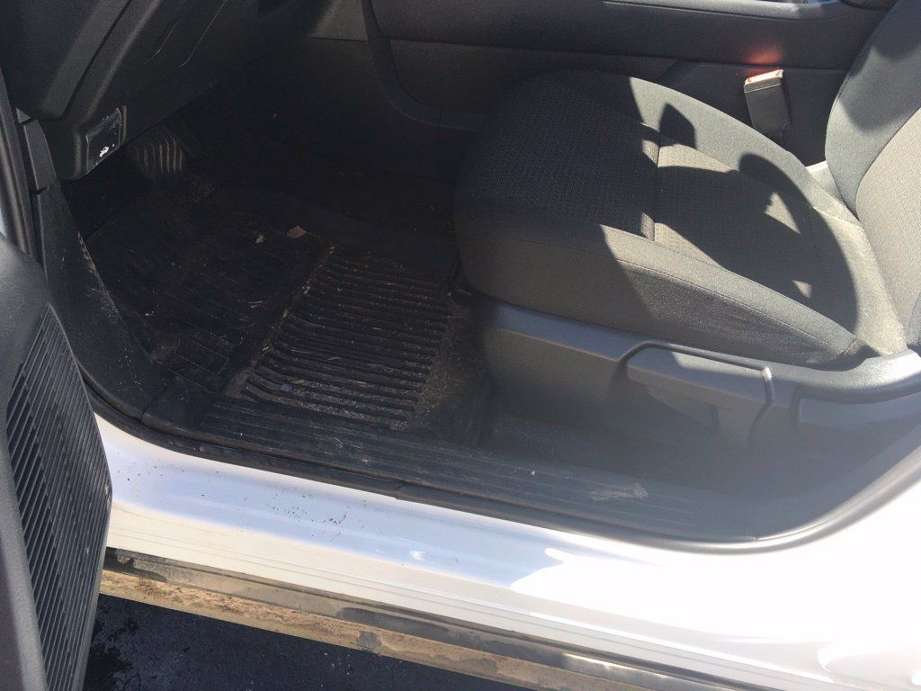 Used 2026 Nissan Kicks S FWD image 7