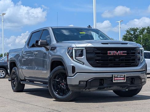 Used 2026 GMC Sierra 1500 Elevation w/ Elevation Premium Package AWD/4WD image 2