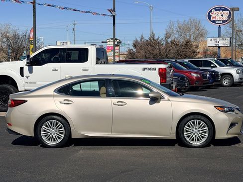 Used 2016 Lexus ES 350 w/ Premium Package w/Wood Trim image 3