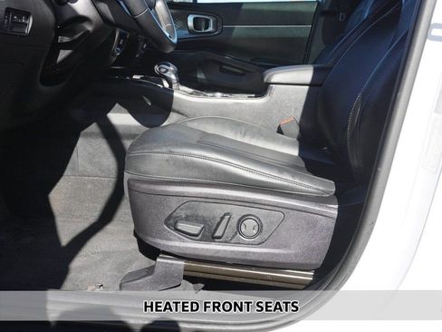 Used 2022 Kia Sorento S w/ Panoramic Sunroof Package image 9