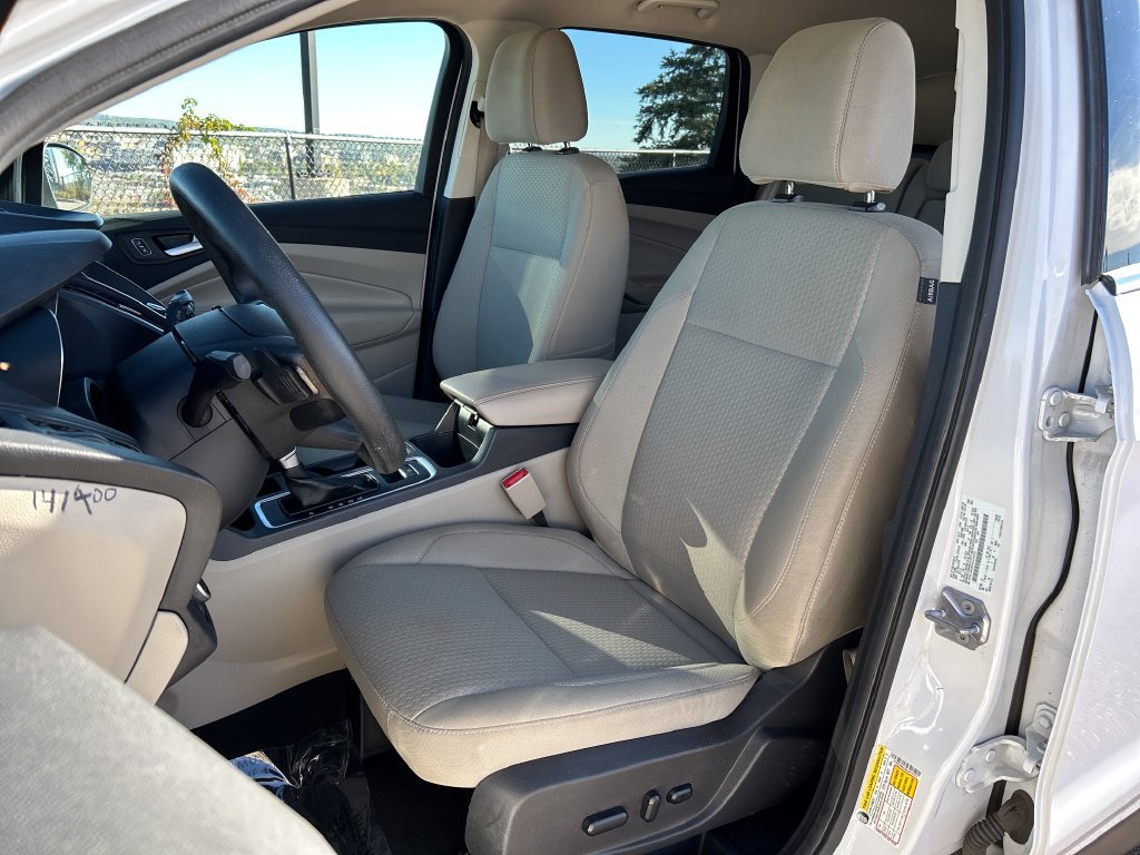 Used 2017 Ford Escape SE w/ Equipment Group 201A AWD/4WD image 15