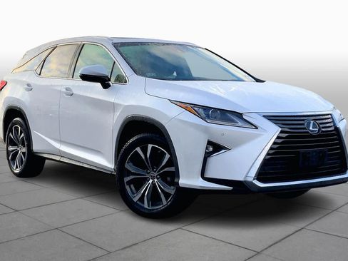 Used 2019 Lexus RX 350L w/ Premium Package image 2