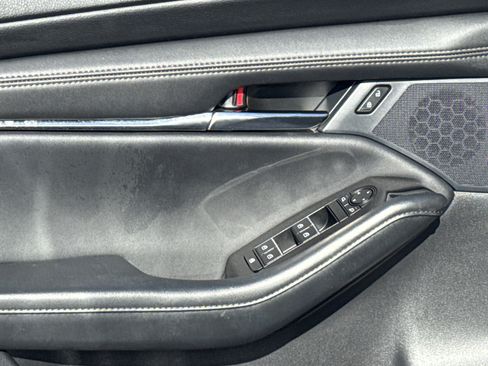 Used 2025 MAZDA MAZDA3 s image 15