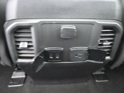 Used 2019 Ford F150 XLT w/ Equipment Group 302A Luxury AWD/4WD image 23