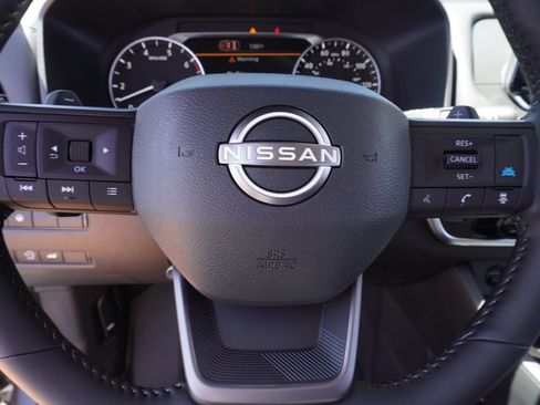 Used 2026 Nissan Rogue SV FWD image 17