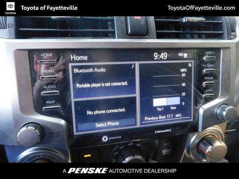 Used 2022 Toyota 4Runner SR5 AWD/4WD image 5
