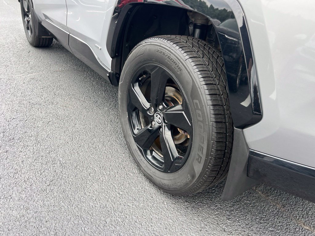 Used 2020 Toyota RAV4 XSE w/ All Weather Liner Package AWD/4WD image 33