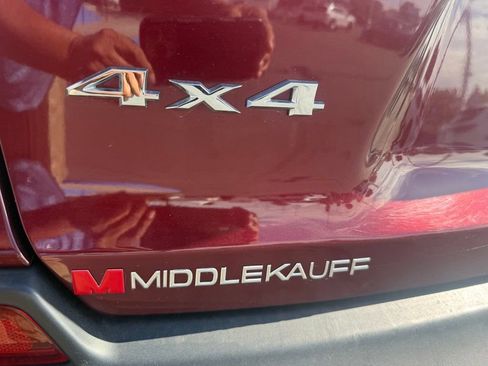 Used 2020 Jeep Cherokee Latitude AWD/4WD image 16