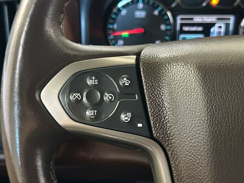 Used 2015 Chevrolet Silverado 1500 High Country w/ High Country Premium Package AWD/4WD image 27