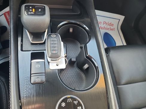 Used 2023 Nissan Rogue SL w/ SL Premium Package image 24