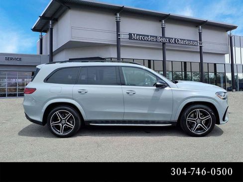 Certified 2025 Mercedes-Benz GLS 450 4MATIC image 2