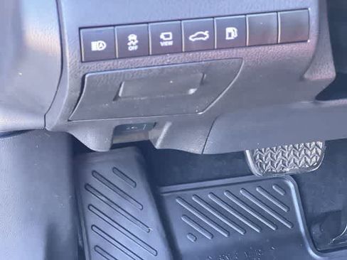 Used 2018 Toyota Camry XSE w/ Audio Package FWD image 29