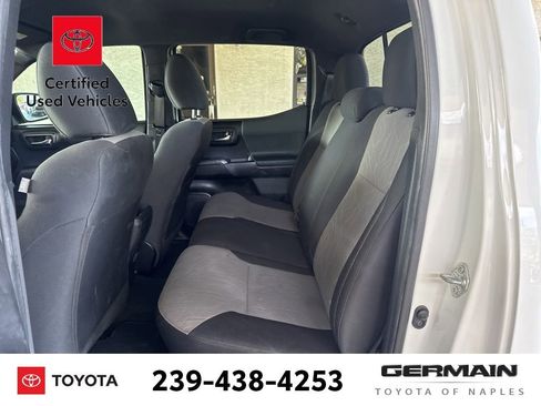 Used 2022 Toyota Tacoma TRD Sport w/ Technology Package image 15