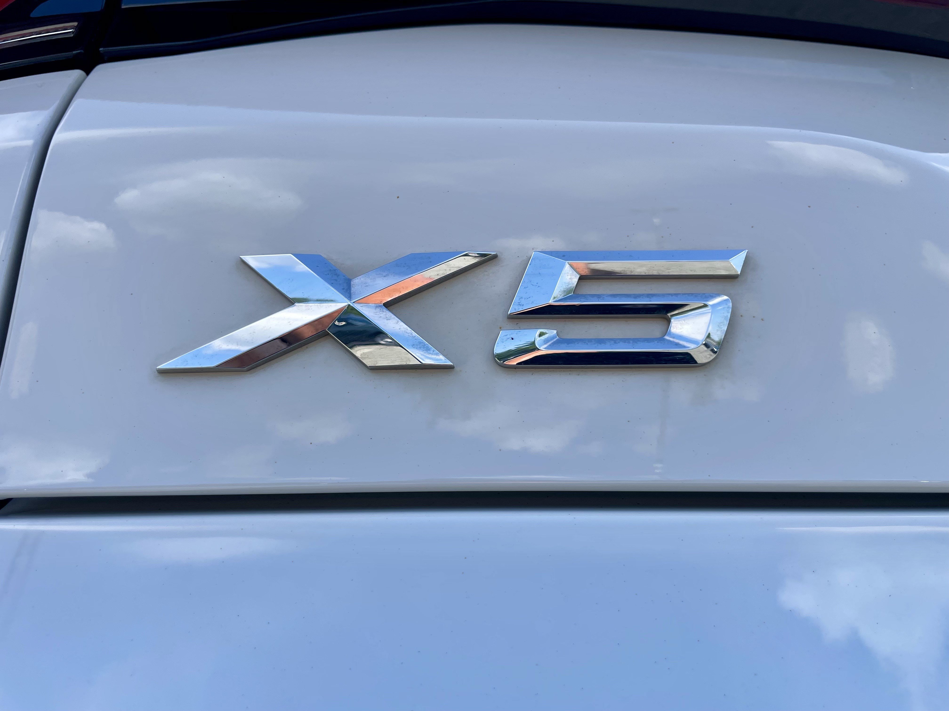 Used 2024 BMW X5 xDrive40i w/ M Sport Package AWD/4WD image 33