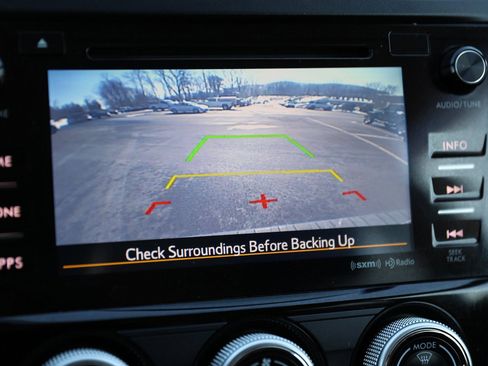 Used 2017 Subaru Forester 2.5i Premium w/ All-Weather Package image 27