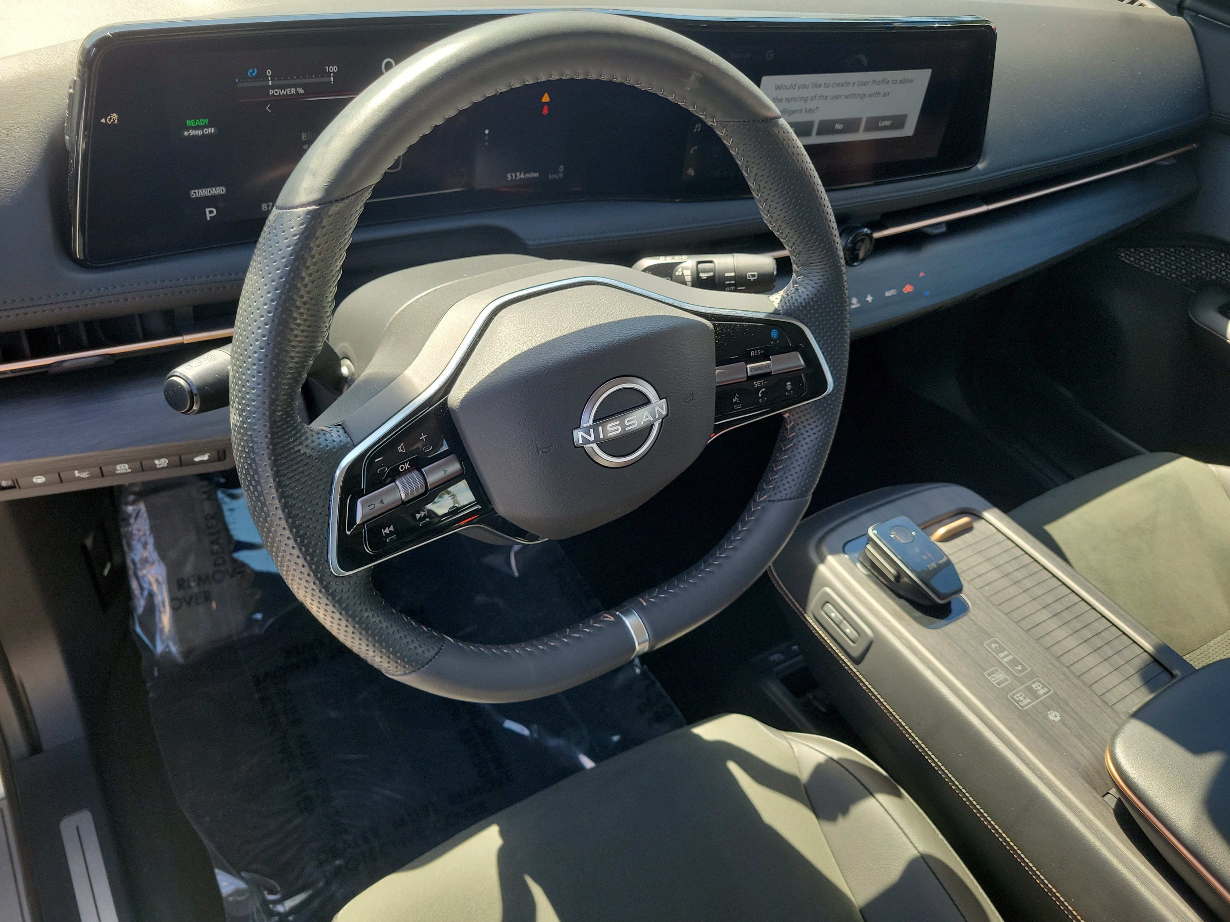 Used 2024 Nissan Ariya AWD image 9