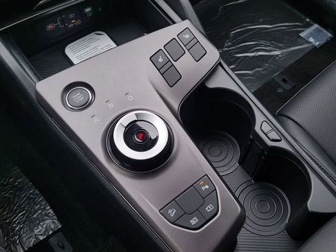 New 2026 Kia Sportage EX AWD/4WD image 17