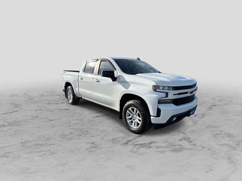 Used 2019 Chevrolet Silverado 1500 RST w/ True North Edition AWD/4WD image 2