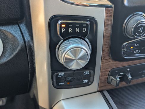 Used 2017 RAM 1500 Laramie w/ Convenience Group image 27