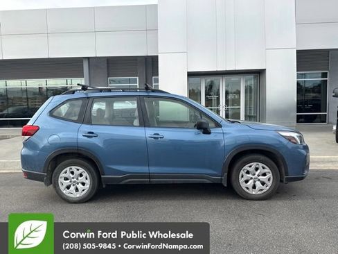 Used 2019 Subaru Forester w/ Alloy Wheel Package AWD/4WD image 5