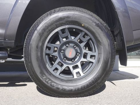 Used 2021 Toyota 4Runner SR5 Premium image 33