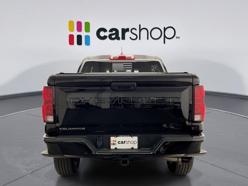 Used 2024 Chevrolet Colorado Z71 w/ Z71 Convenience Package 2 AWD/4WD image 4