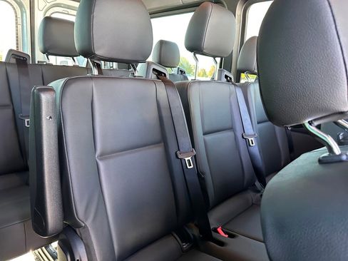 Used 2025 Mercedes-Benz Sprinter 2500 image 21