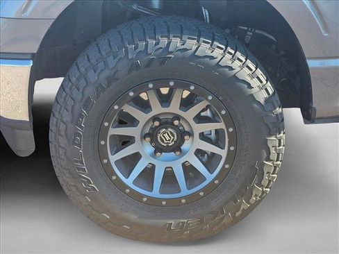 Certified 2021 Ford F150 Lariat image 24