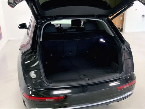 Certified 2023 Audi Q5 2.0T Premium Plus w/ Premium Plus Package image 16