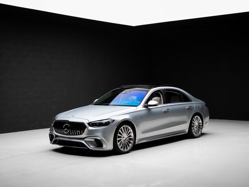 Used 2025 Mercedes-Benz S 63 AMG S image 4