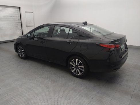 Used 2023 Nissan Versa SV FWD image 3