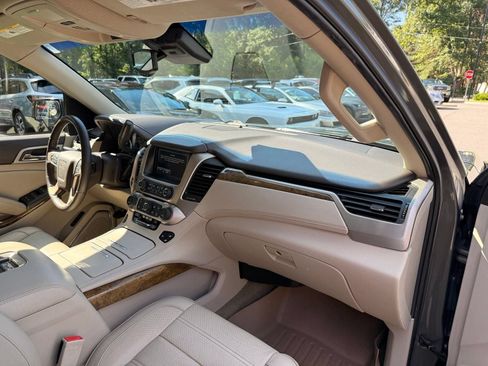Used 2017 GMC Yukon Denali w/ Open Road Package AWD/4WD image 23
