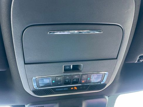 Used 2021 Ford F150 Lariat w/ Equipment Group 502A High image 22