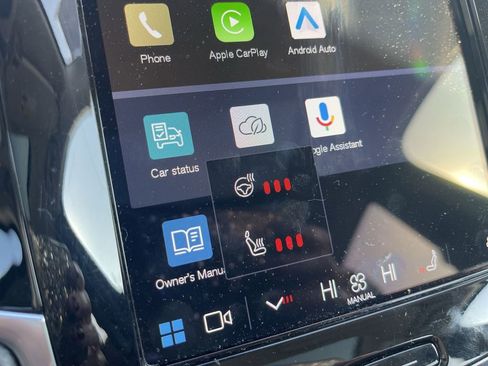 Used 2025 Volvo XC90 B6 Plus image 30